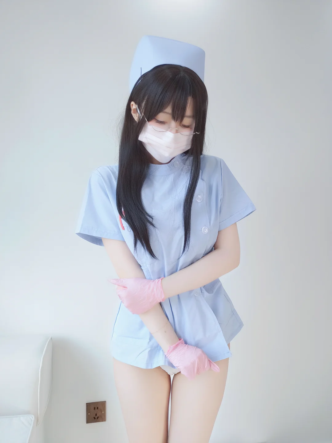 白银81 - 自摄Vol.95 蓝色护士 [162P,19V-3.13GB] tg@simisebaisi 【丝足阁】046.webp